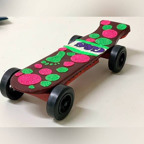 1980s Vintage Skateboard Shaped Pinewood Derby Race Car Hand Crafted Homemade - Picture 15 of 15